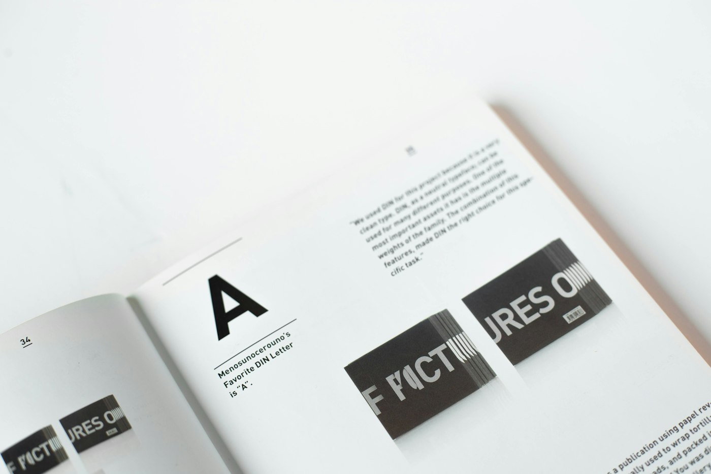 Volume di design aperto su una grande lettera A